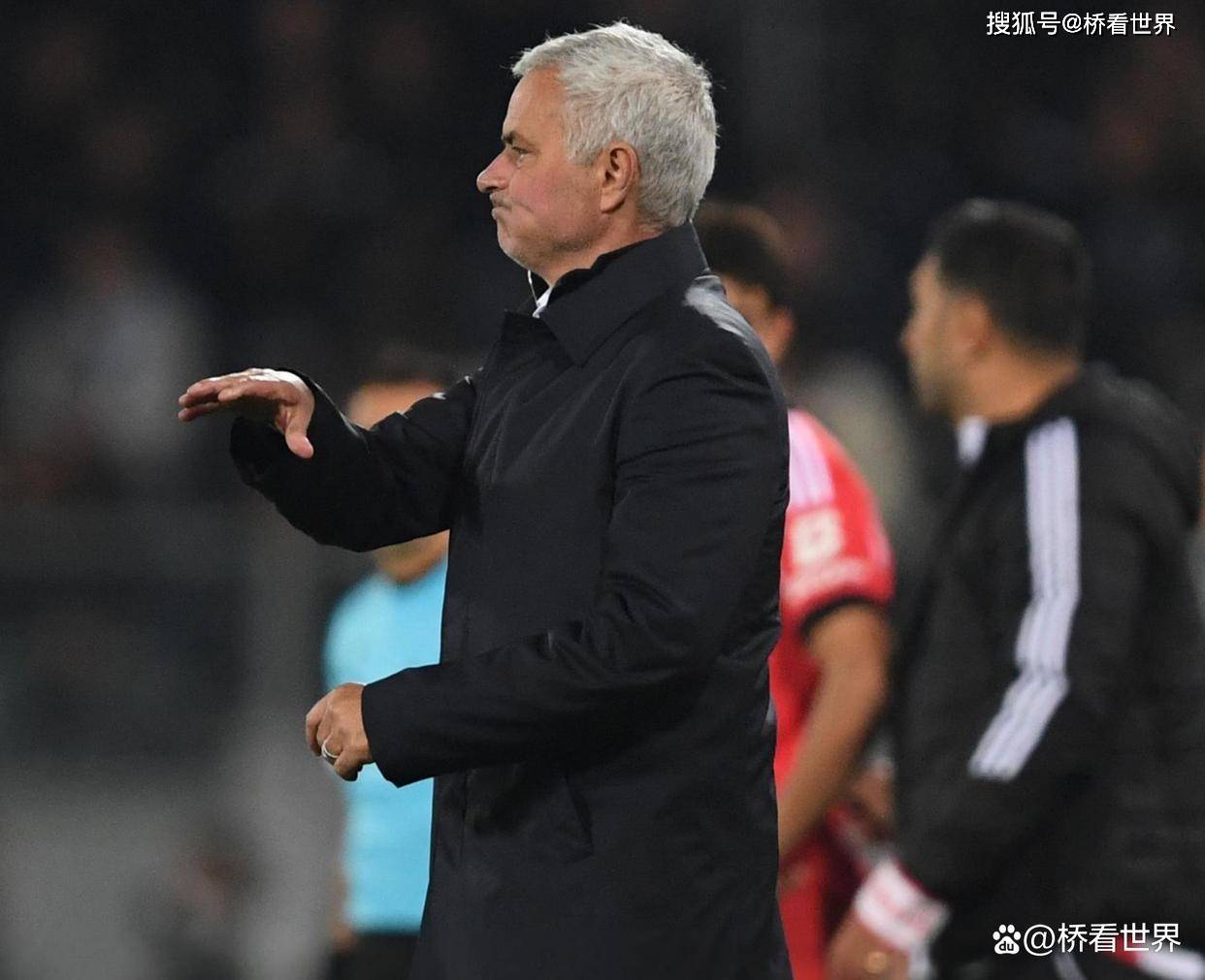 关于转折点！本菲卡战术微调，全明星赛清晨攻防权衡，压力陡增，更衣室氛围转暖的信息