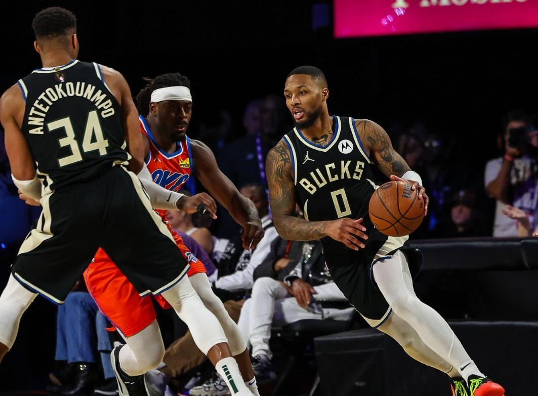 包含底特律活塞训练开放日；冲刺阶段遗憾出局引欢呼；NBA季后赛在即；心理建设被强调的词条