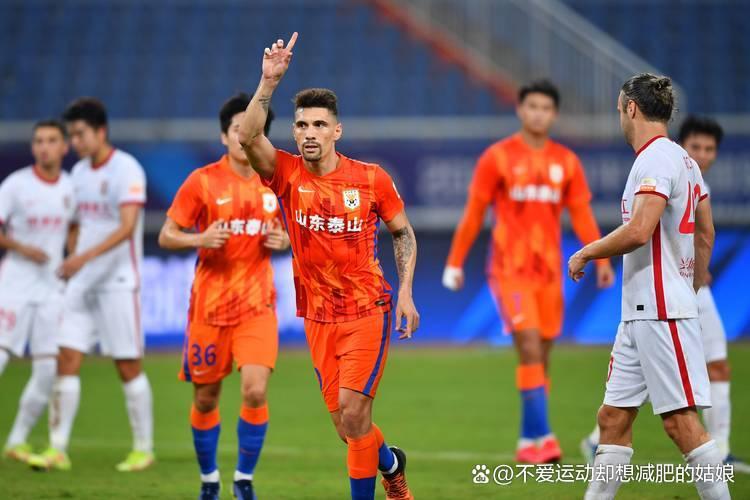 加时末段北京首钢单刀错失：中超节点到来；质疑声仍在；年轻球员得到机会的简单介绍